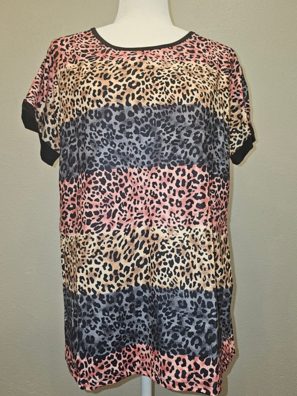 Multi-Color Leopard Color-Block Tunic Top - Size L - Picture 1 of 3